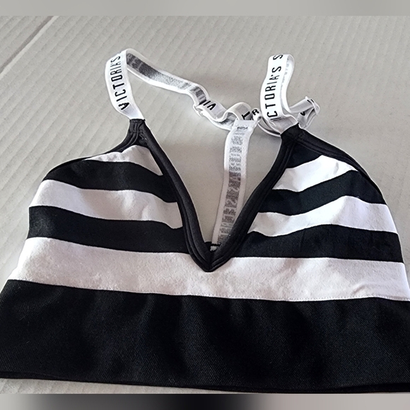Victoria’s Secret Seamless Unlined Logo Racerback Bralette Size XS - Picture 1 of 4